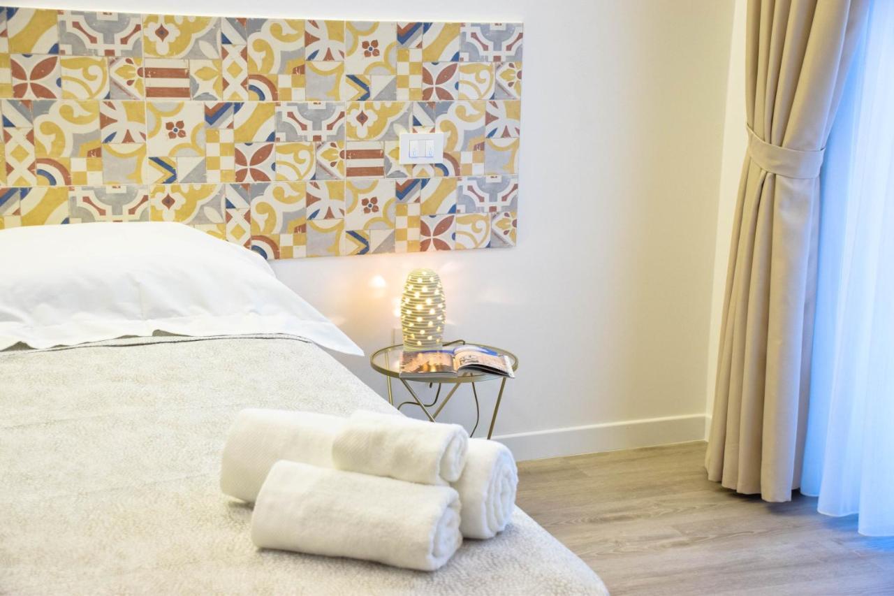مارينا دي جيويسا يونيكا Accomodati B&B المظهر الخارجي الصورة