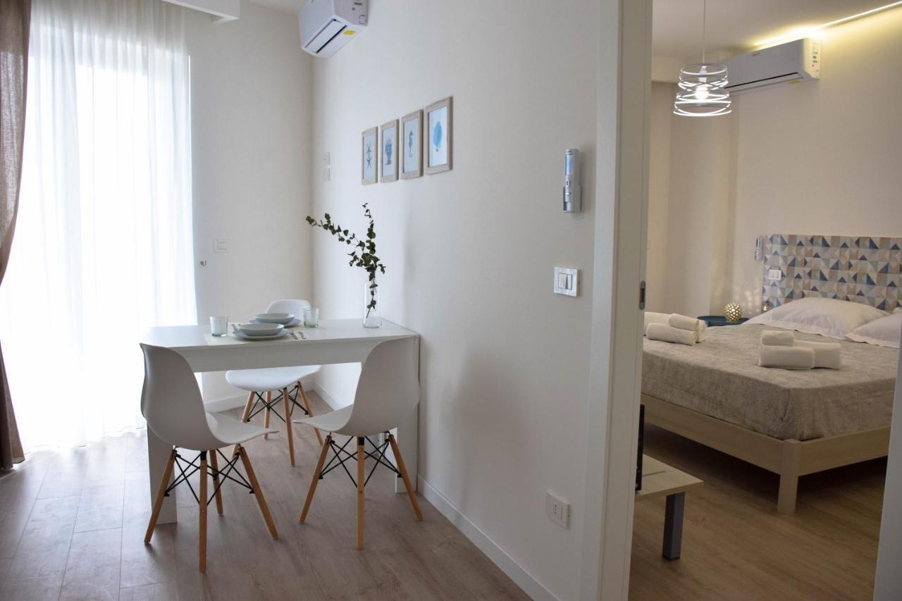 مارينا دي جيويسا يونيكا Accomodati B&B المظهر الخارجي الصورة