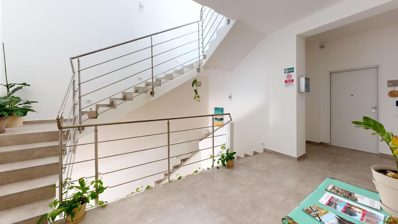 مارينا دي جيويسا يونيكا Accomodati B&B المظهر الخارجي الصورة